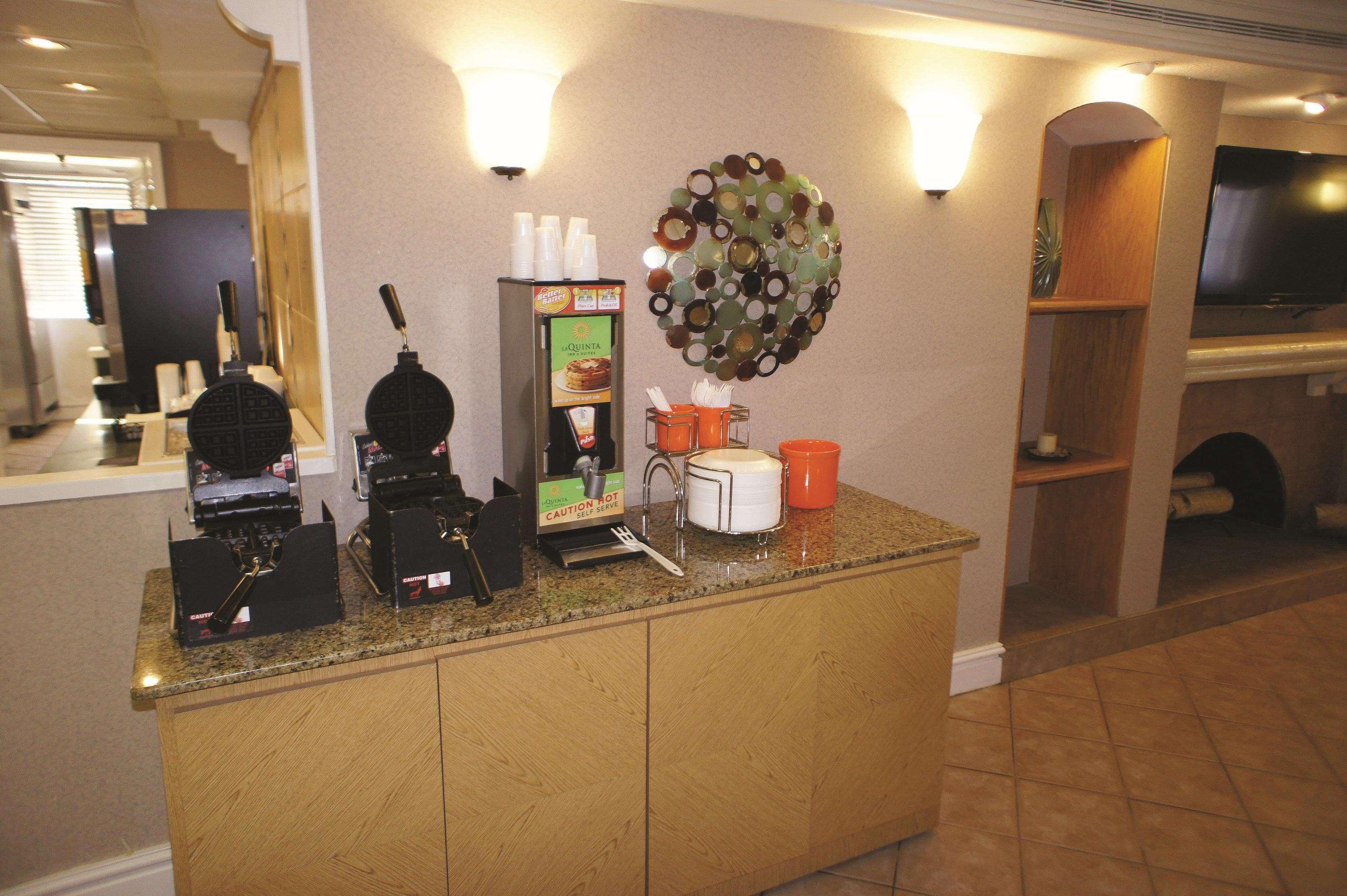 La Quinta Inn By Wyndham Norfolk Virginia Beach Zewnętrze zdjęcie